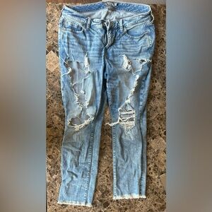 Torrid women’s cropped jeans - distressed - size 12